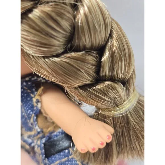 Bratz Babyz Storybook Collection - Yasmins Rodeo Ball Doll- FLAWED BELT- READ - Picture 9 of 12